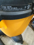Shop vac - thumbnail 3 of 3