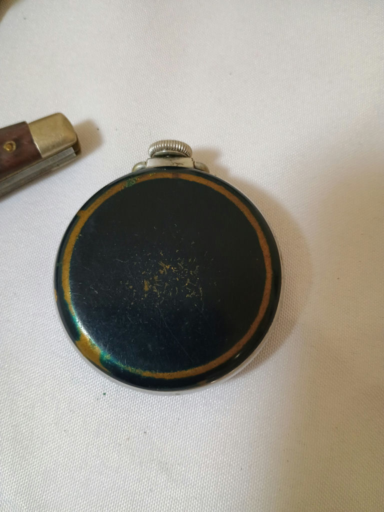 Pocket watch, pocket knives - image 6 of 6
