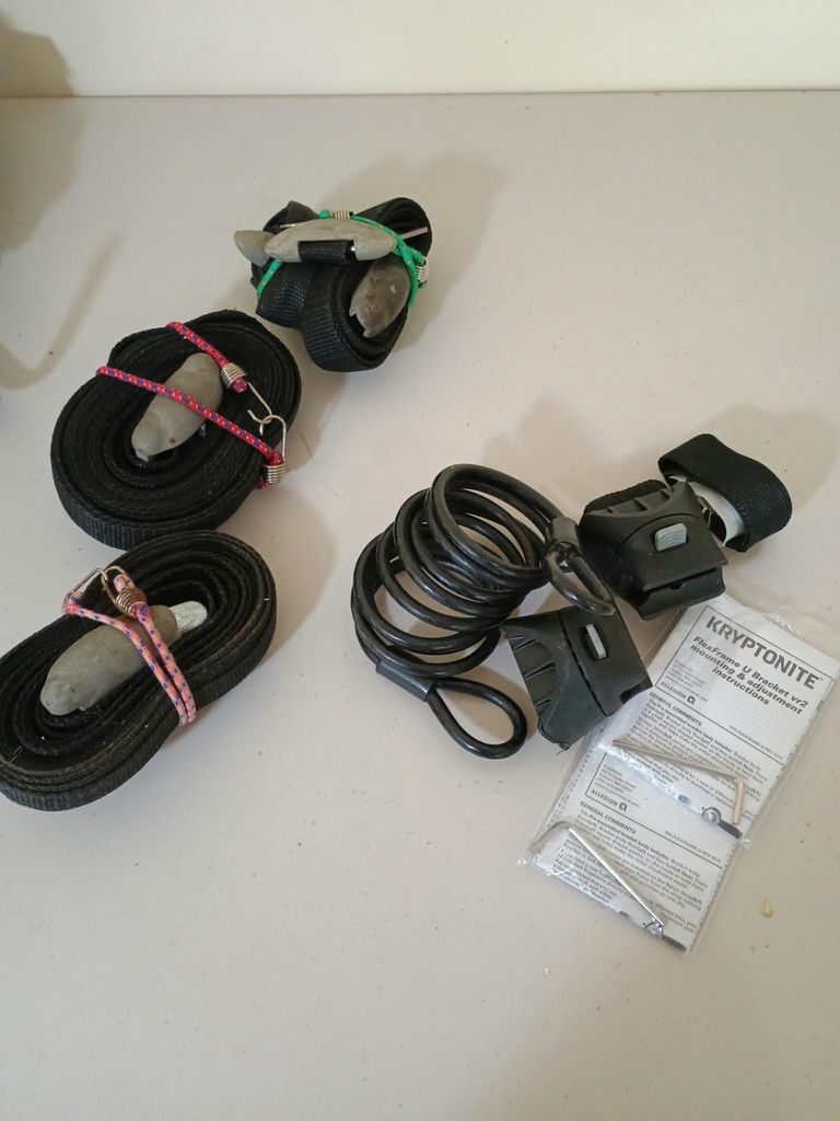 Bike rack, accessories - image 3 of 3