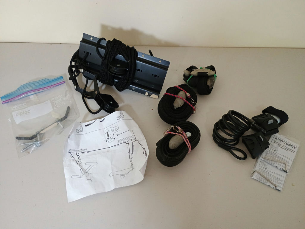 Bike rack, accessories - image 1 of 3