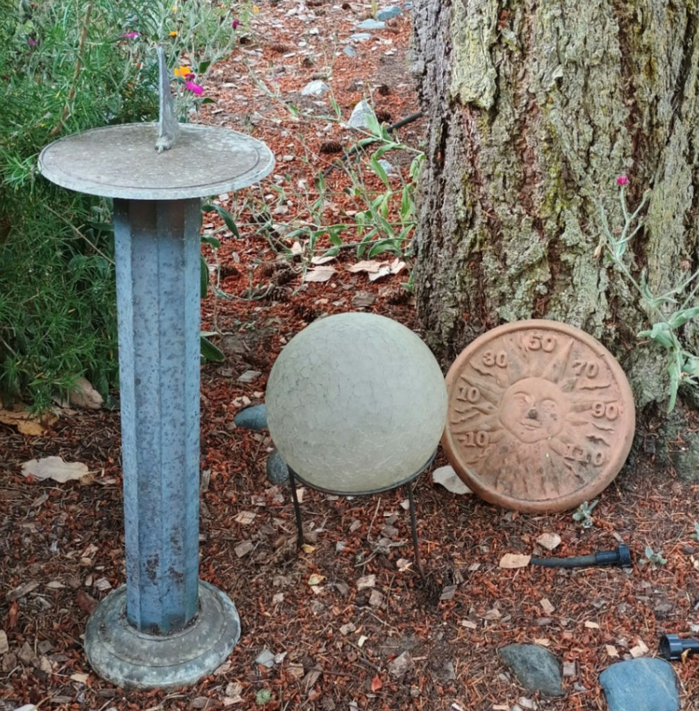 Garden art, sundial - image 1 of 4