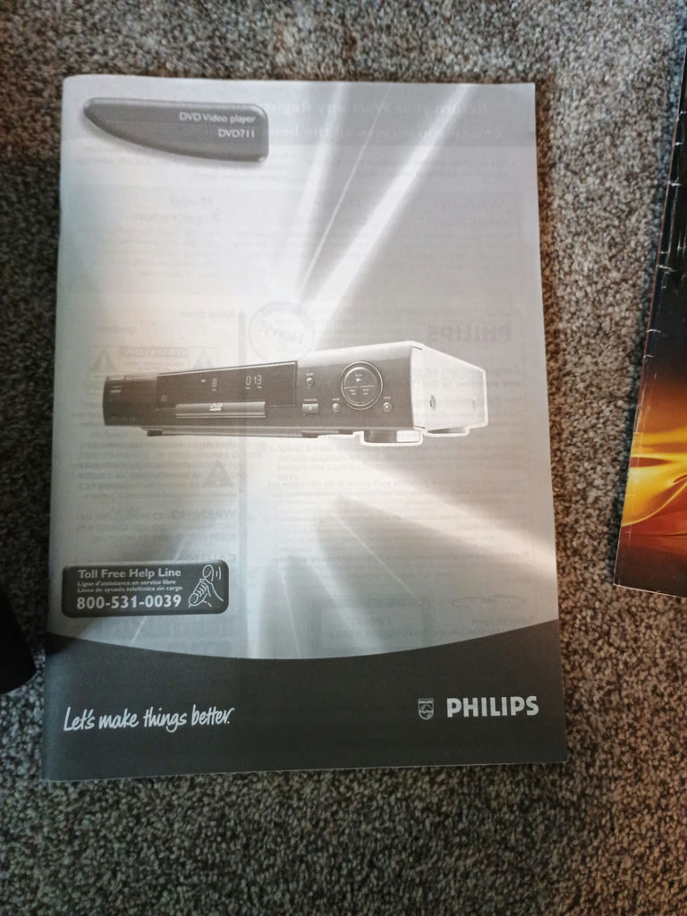 Vizio TV, Philips DVD player - image 4 of 5
