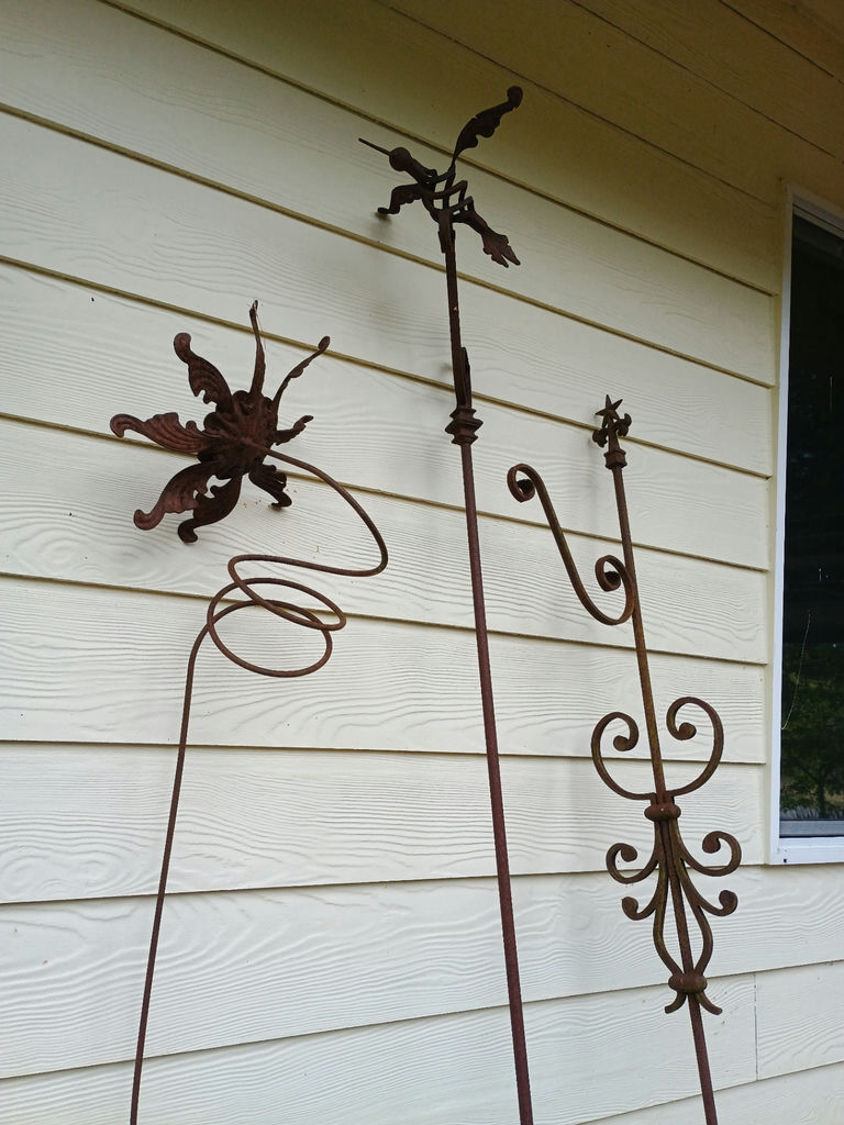 Iron Shepherd's hooks and garden decor - image 4 of 6