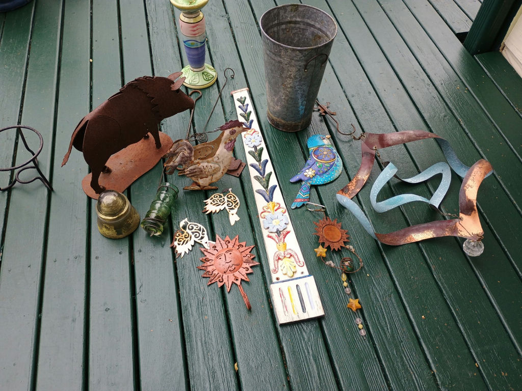 Garden art - image 1 of 4