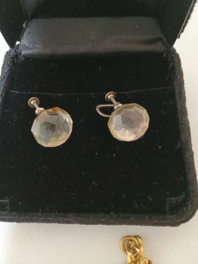 Assorted gold-tone jewelry collection - image 4 of 6
