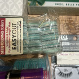 Beauty and Cosmetic Accessories Bundle - thumbnail 6 of 7