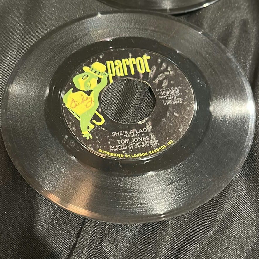 Collection of 45 RPM Vinyl Records - image 3 of 8