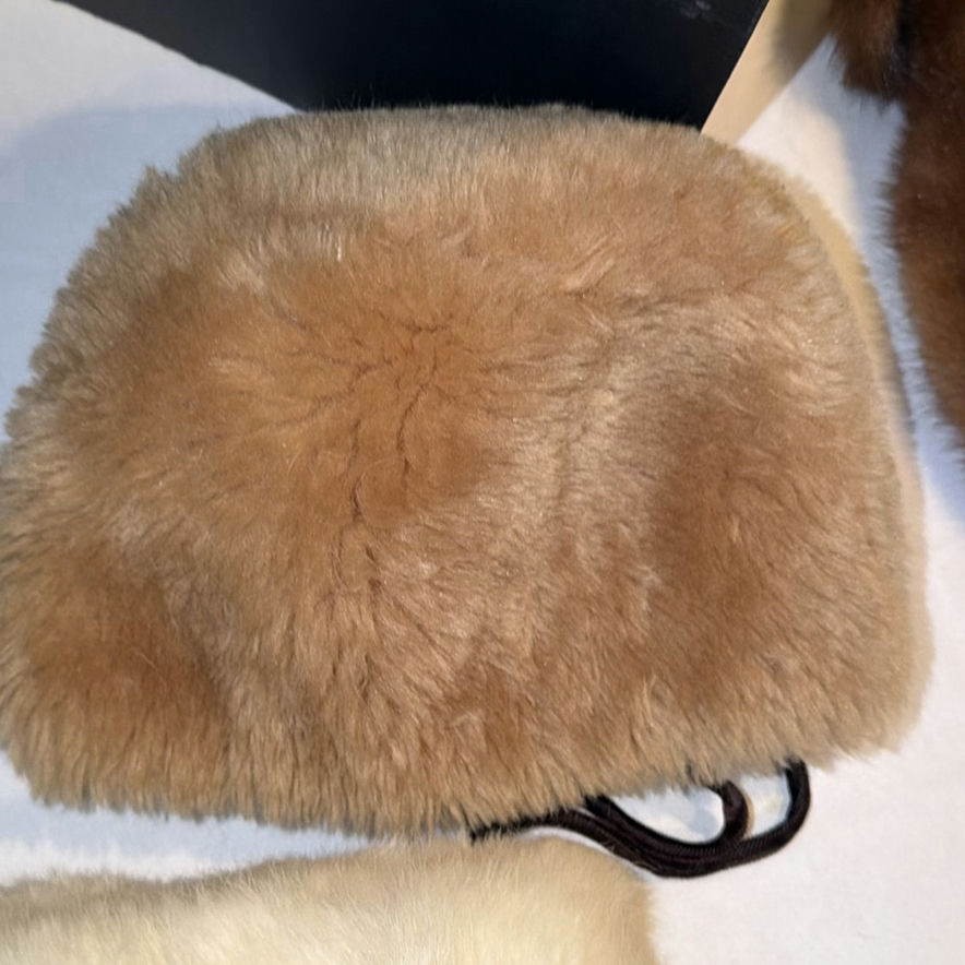 Collection of Fur Hats and Fur Tail Accessory - image 6 of 9