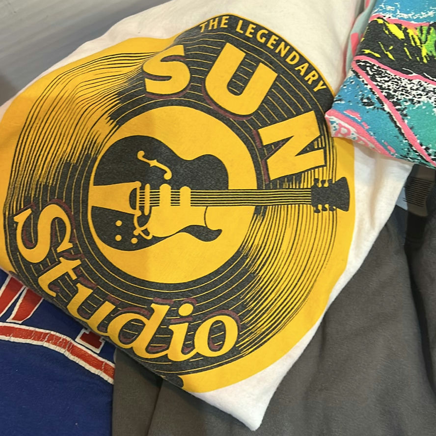 Assorted Vintage Graphic Sweatshirts and T-Shirts - image 3 of 12