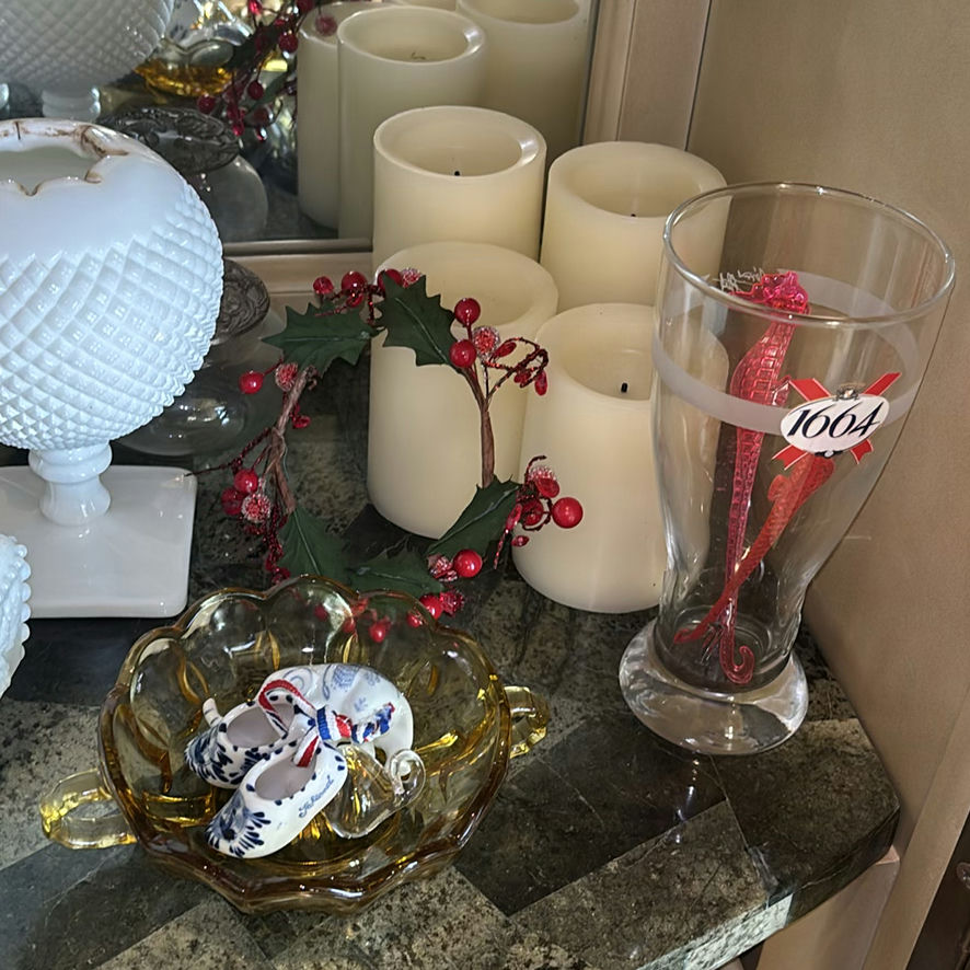 Assorted Wine Glasses and Beverage Glassware - image 9 of 13
