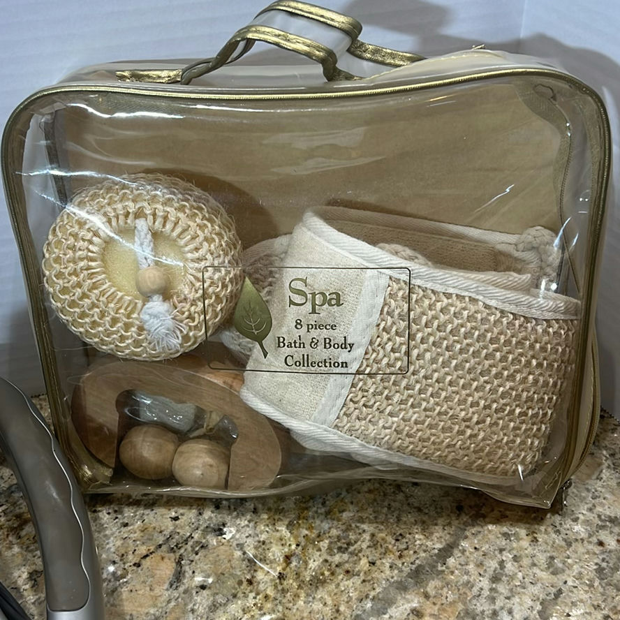 HoMedics Therapist Select Deluxe Shiatsu Massager and Spa Bath & Body Collection - image 5 of 5