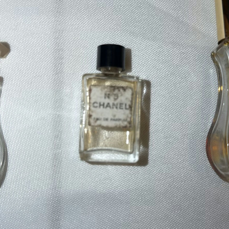 Vintage Decorative Boxes, Glass Containers, and Perfume Bottles - image 8 of 10
