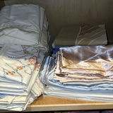Assorted Bed Sheets, Pillowcases, and Towels - thumbnail 5 of 7