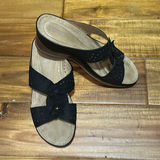 Vera Bradley Duffel Bag and Two Pairs of Sandals - thumbnail 5 of 9