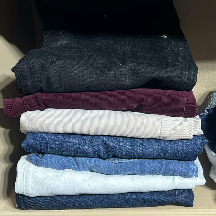 Assorted Women's Pants and Jeans Lot - image 1 of 13