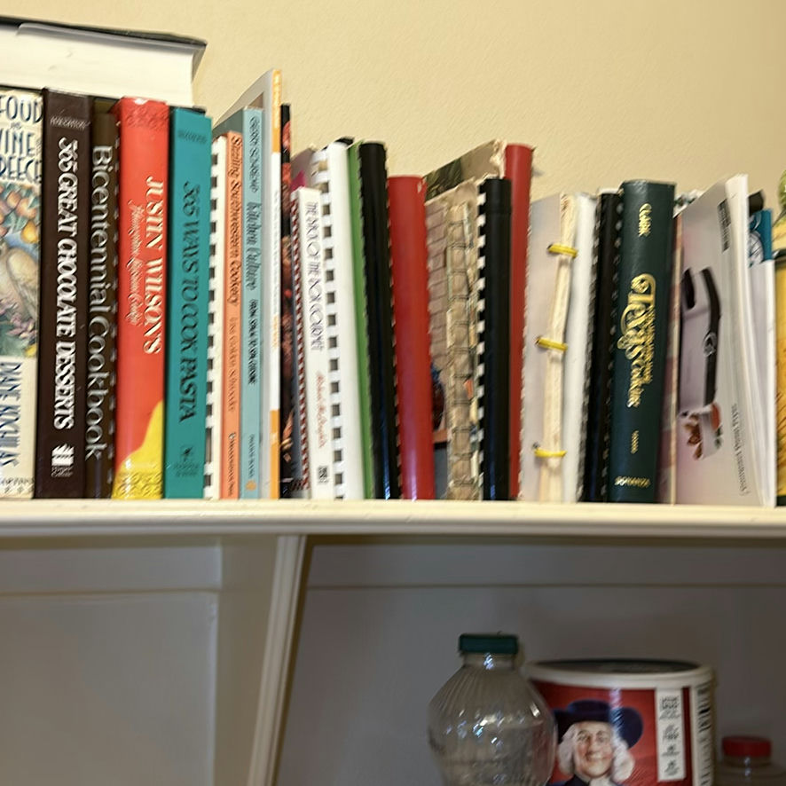 Kitchen Appliances and Cookbooks - image 6 of 7