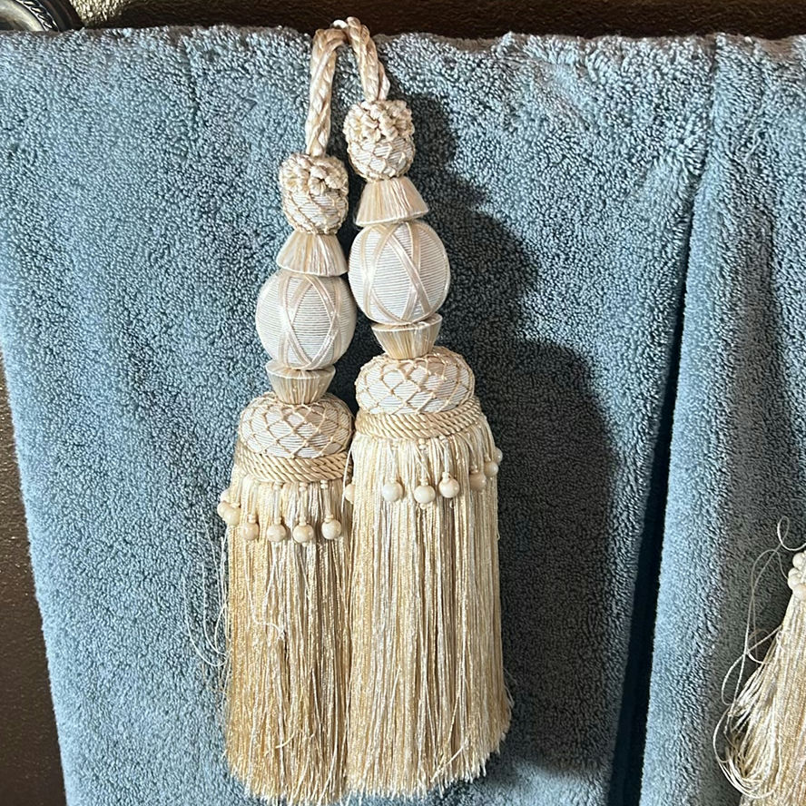 Royal Velvet Towels with Decorative Tassels - image 2 of 5