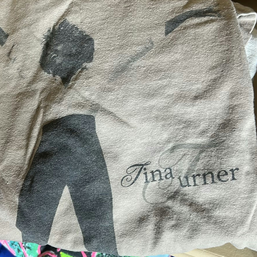 Vintage Graphic Band and Music Artist T-Shirts - image 14 of 16
