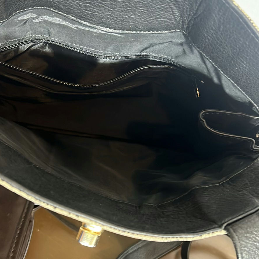 Assorted Handbags and Crossbody Bags - image 5 of 14
