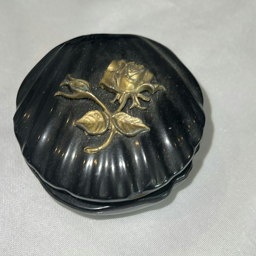 Decorative Glass and Shell Home Decor Items - image 8 of 12