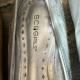 Assorted Women's Shoes and Heel Cushions - thumbnail 4 of 9
