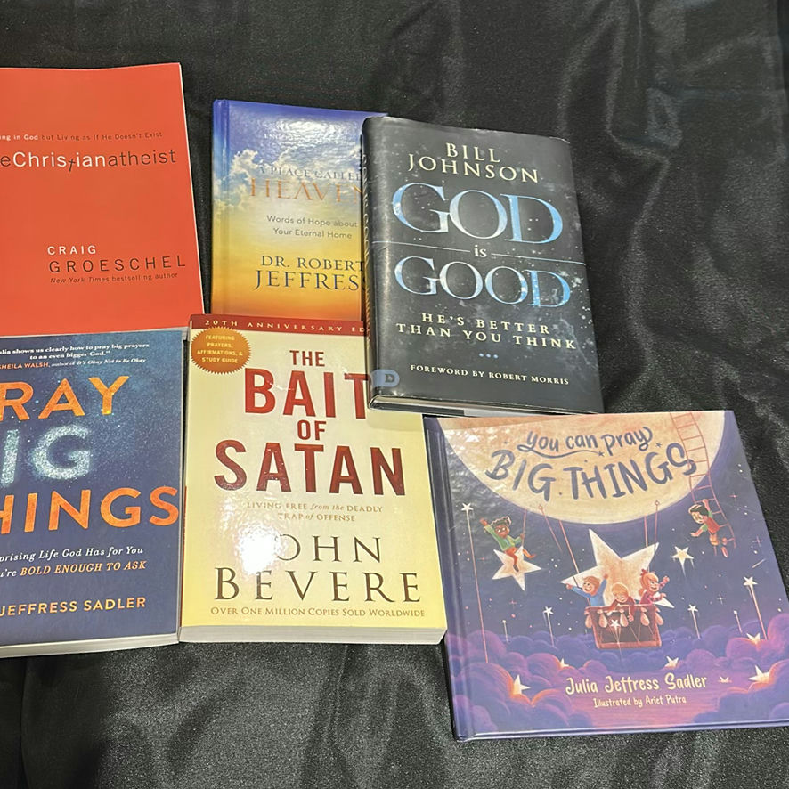 Religious Books and Oxford Notebooks - image 1 of 4