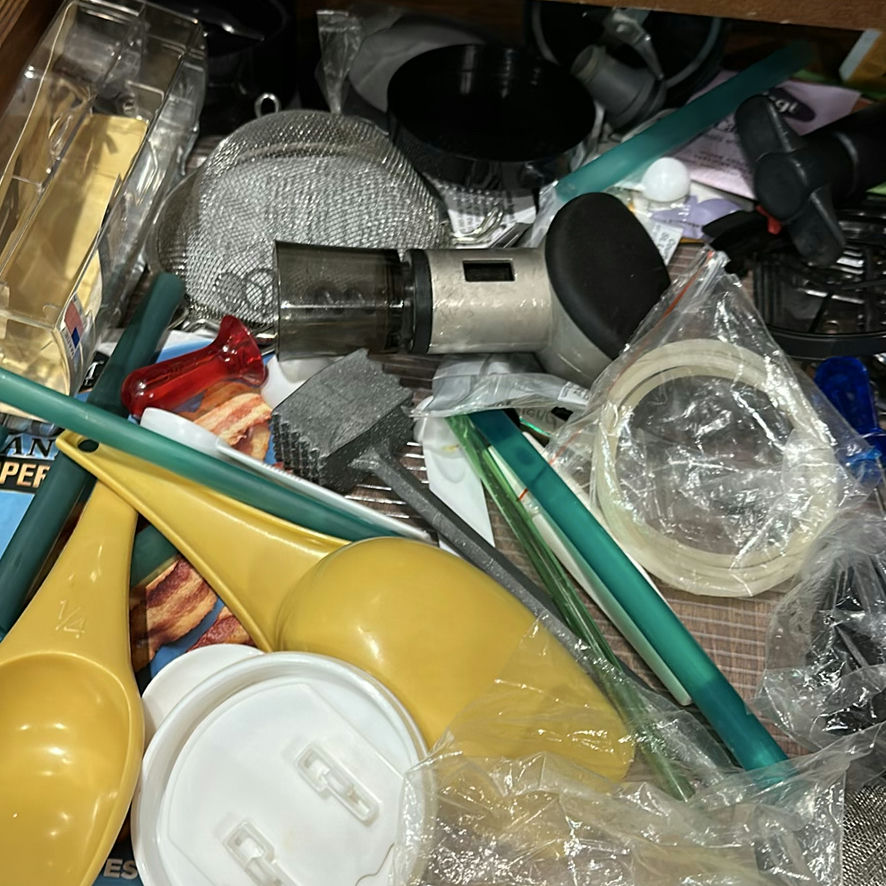 Assorted Kitchen Utensils and Cooking Tools - image 8 of 9