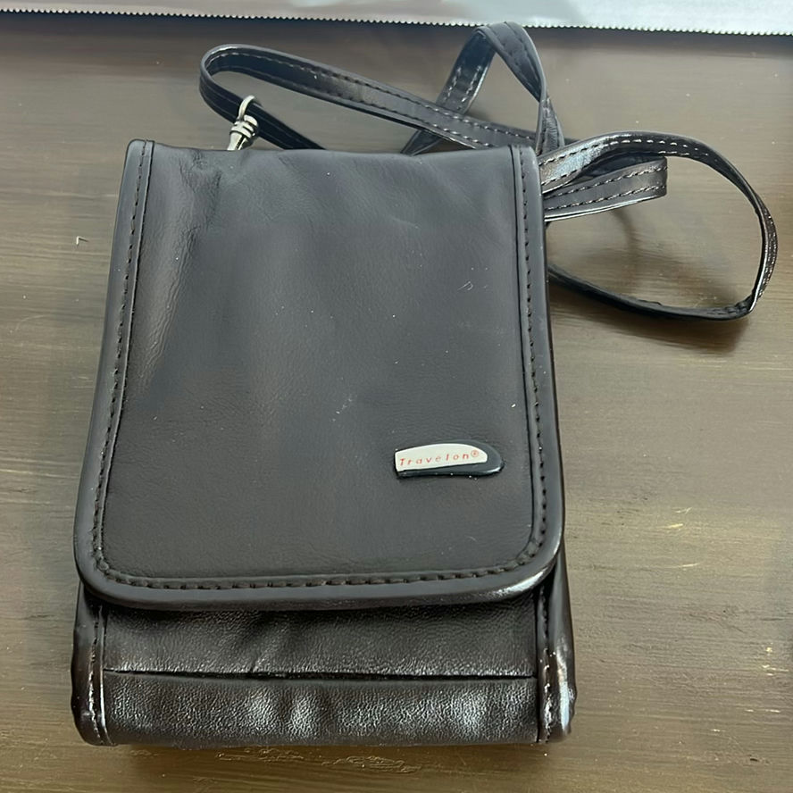 Assorted Handbags and Crossbody Bags - image 8 of 14