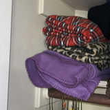 Assorted Clothing and Textiles - thumbnail 2 of 15