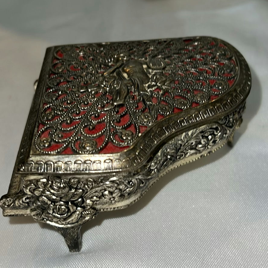Decorative Music Box, Framed Silhouette Art, and Vintage Style Decor Items - image 2 of 9