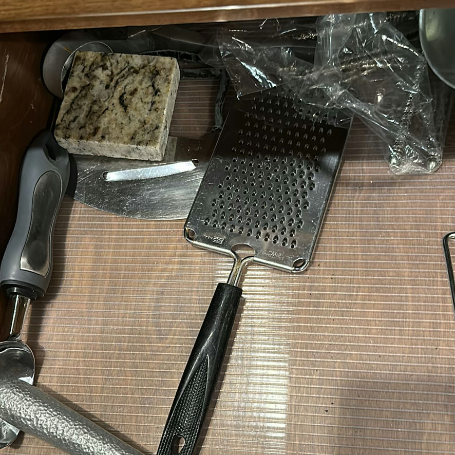 Assorted Kitchen Utensils and Cooking Tools - image 5 of 9