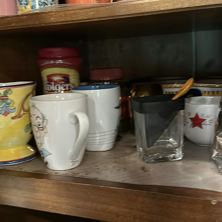Assorted Mugs, Cups, and Drinking Glasses - image 2 of 5