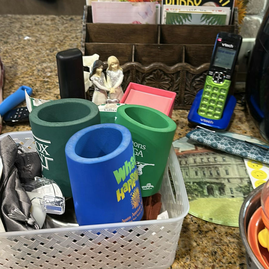 Philips Air Fryer, Duck Toy, Pet Bowls, Desk Organizer, and Assorted Household Items - image 3 of 8