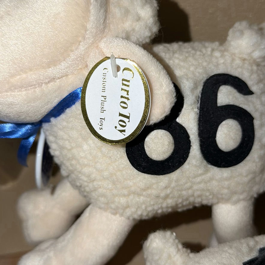 Serta Counting Sheep Plush Toys and Black Plush Dog - image 5 of 5