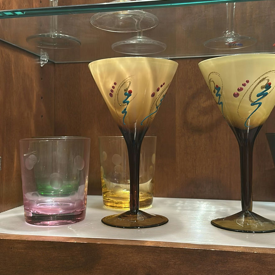 Assorted Glassware Collection - image 4 of 10