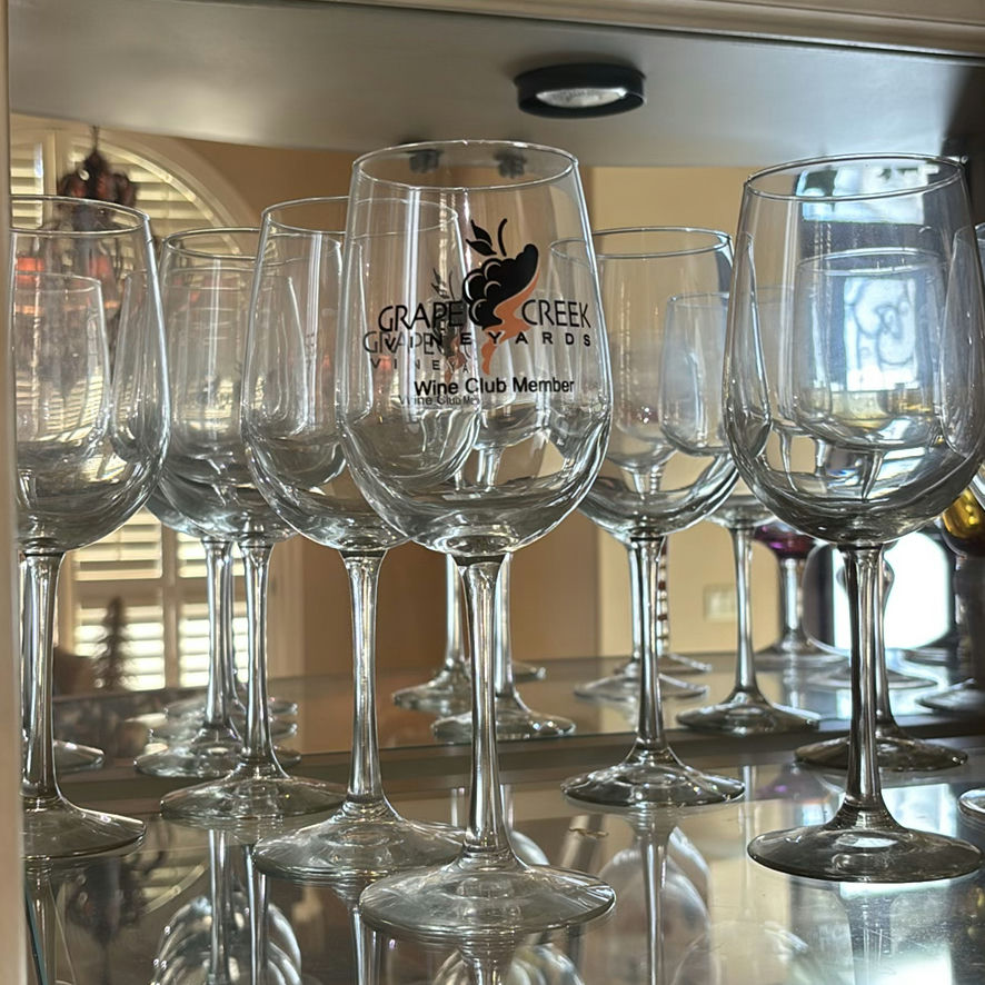 Assorted Wine Glasses and Beverage Glassware - image 3 of 13