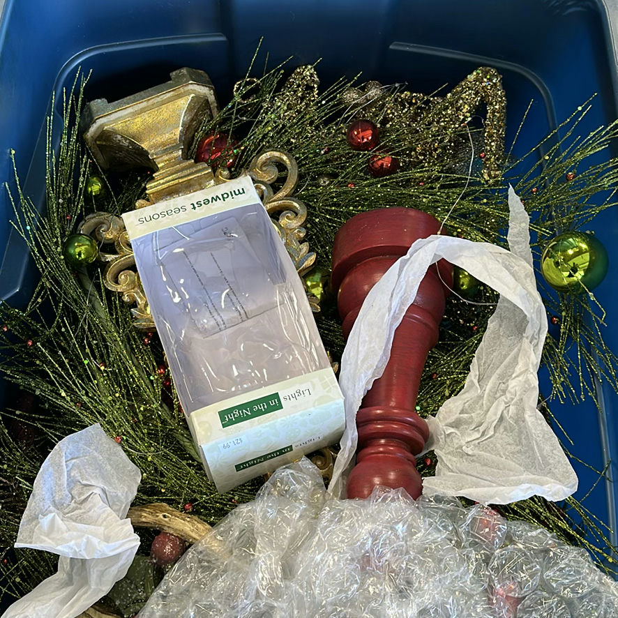 Assorted Holiday and Decorative Home Decor Items - image 12 of 15