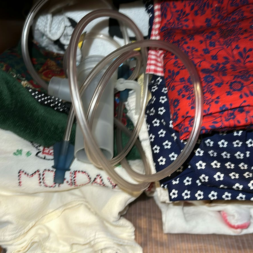 Respiratory Therapy Supplies and Folded Fabric Linens - image 4 of 4