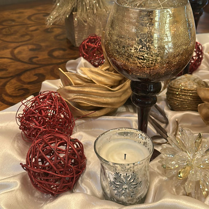 Assorted Christmas and Holiday Home Decor Items - image 2 of 10