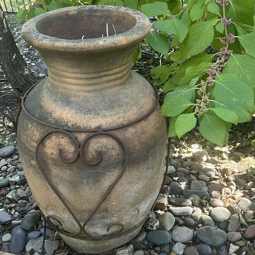 Decorative Outdoor Planters and Urns - image 4 of 7