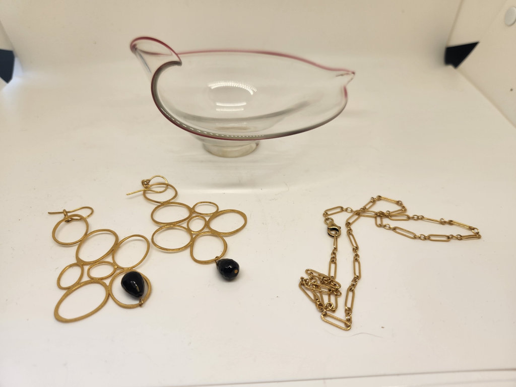 Beautiful Art Glass Bowl + Modern Gold-Tone Necklace & Gold-Tone & Black Stone Earrings Set (3pc Lot) - image 10 of 12