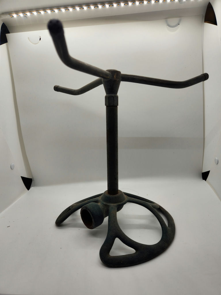 Antique Cast-Iron Rotary Lawn Sprinkler on Stand – 3-Arm Industrial / Garden Sprinkler Head - image 3 of 8