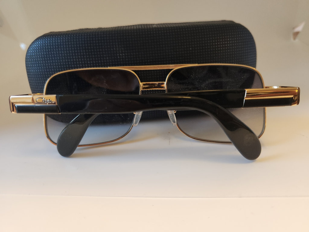 Men's Cazal Legends 988 Vintage Sunglasses – Black & Gold Frame – Model 988 COL 001 – Made in Germany - image 4 of 14