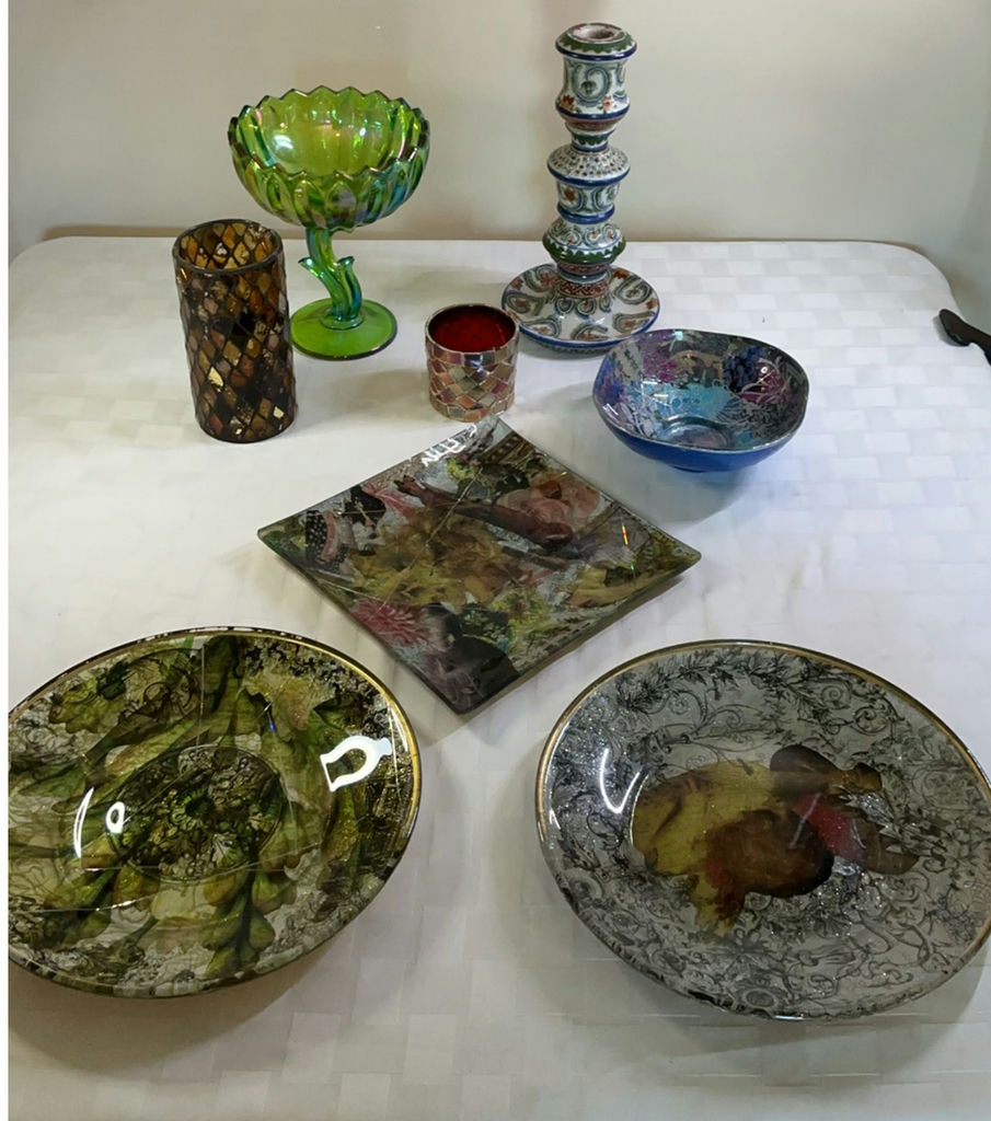 Colorful Dishes And Decor - image 1 of 7