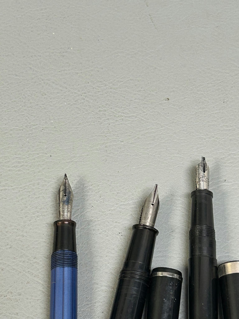 Collectible Pencils and Pens - image 13 of 16