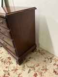 A Pair of Thomasville Nightstands - thumbnail 7 of 9