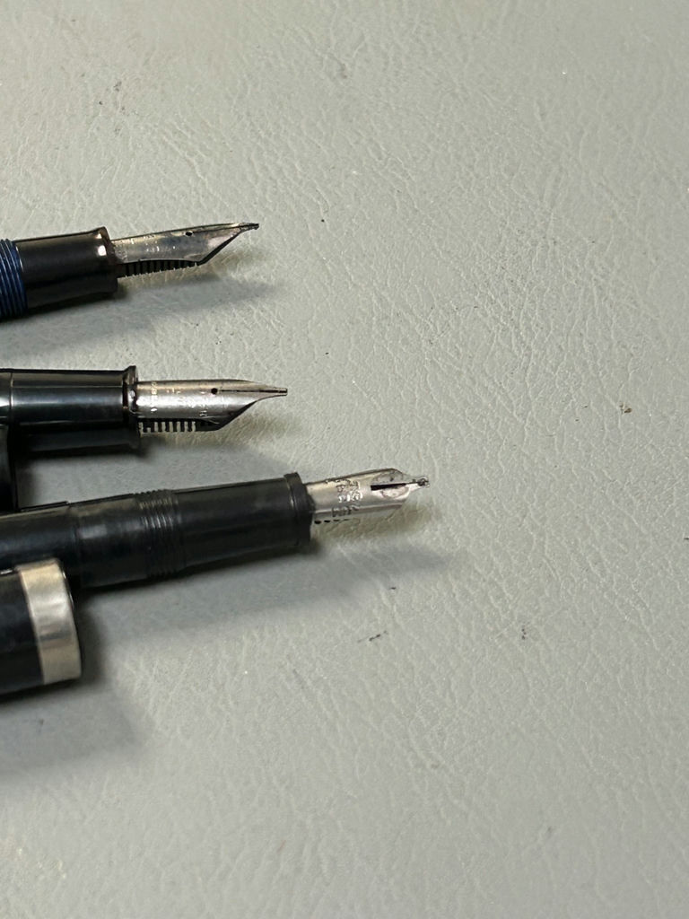 Collectible Pencils and Pens - image 14 of 16