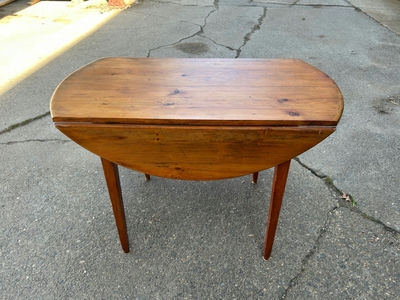 Antique Round Drop Leaf Table - Image 1 of 6