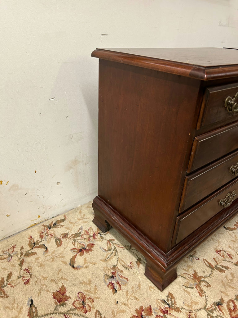 A Pair of Thomasville Nightstands  - image 5 of 9