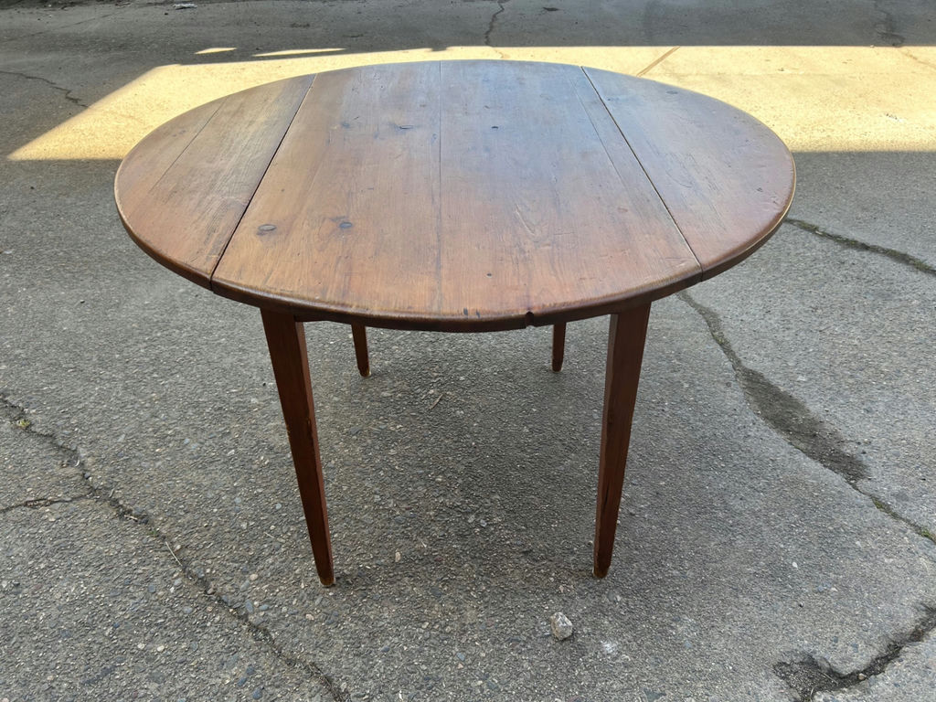 Antique Round Drop Leaf Table - image 5 of 6